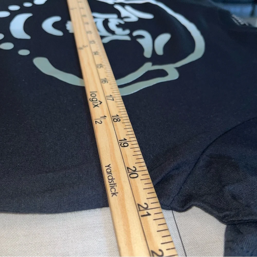 True Religion Ombre Face Short Sleeve Mens Blacj Graphic T-Shirt Sz. M